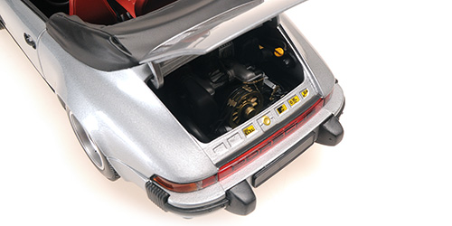 Minichamps 100063034 Porsche 911 Carrera Cabrio grau (1983)