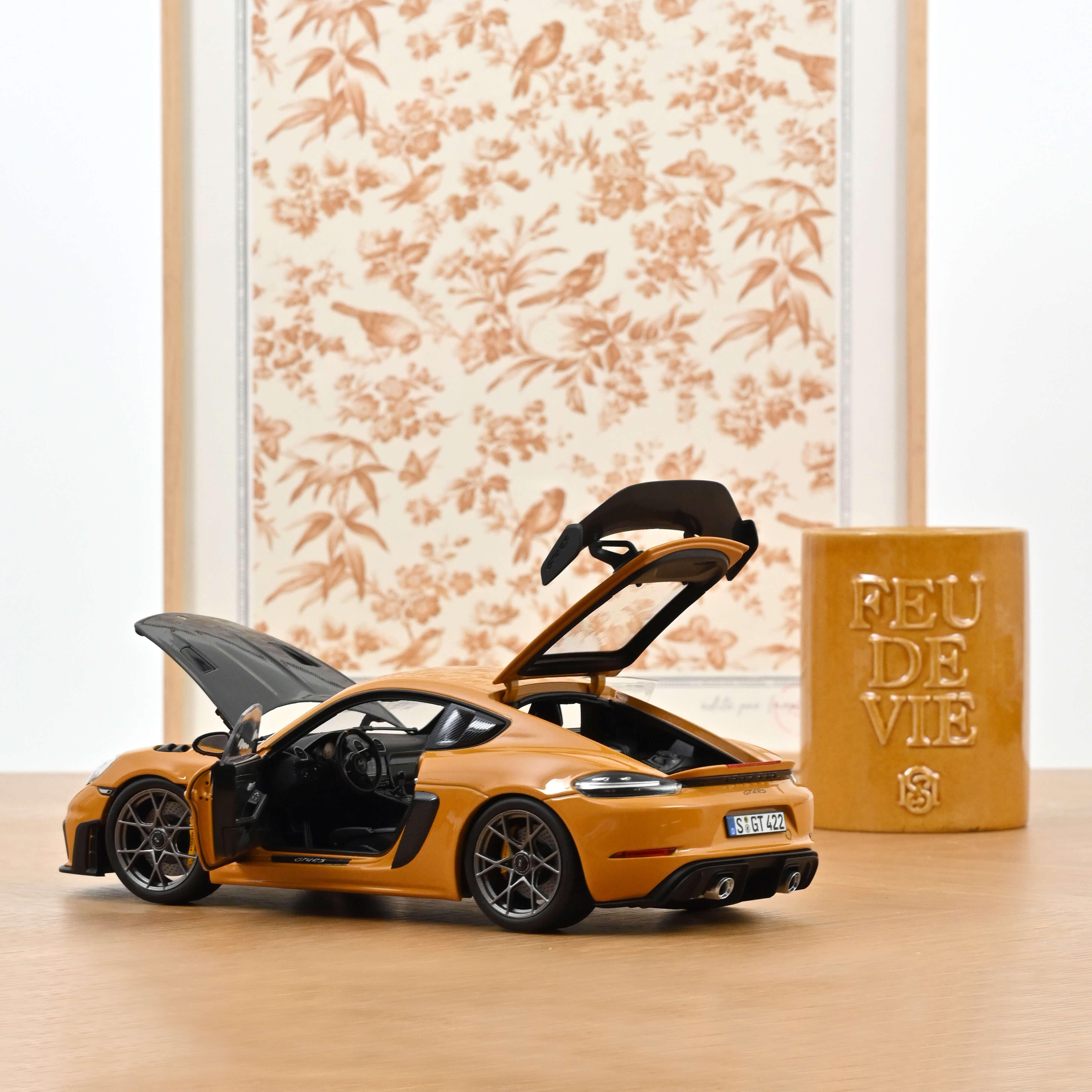 Norev 187252 Porsche Cayman GT4 RS w/Weissach yellow