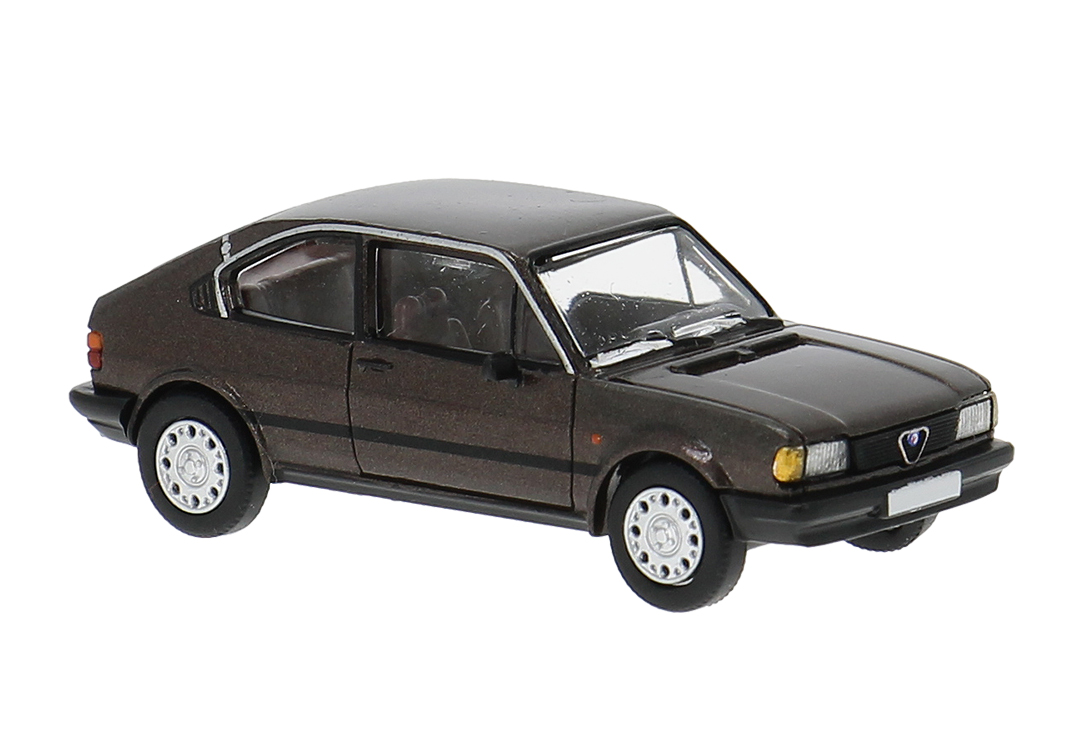 PCX870710 Alfa Romeo Alfasud ti braun (1980)