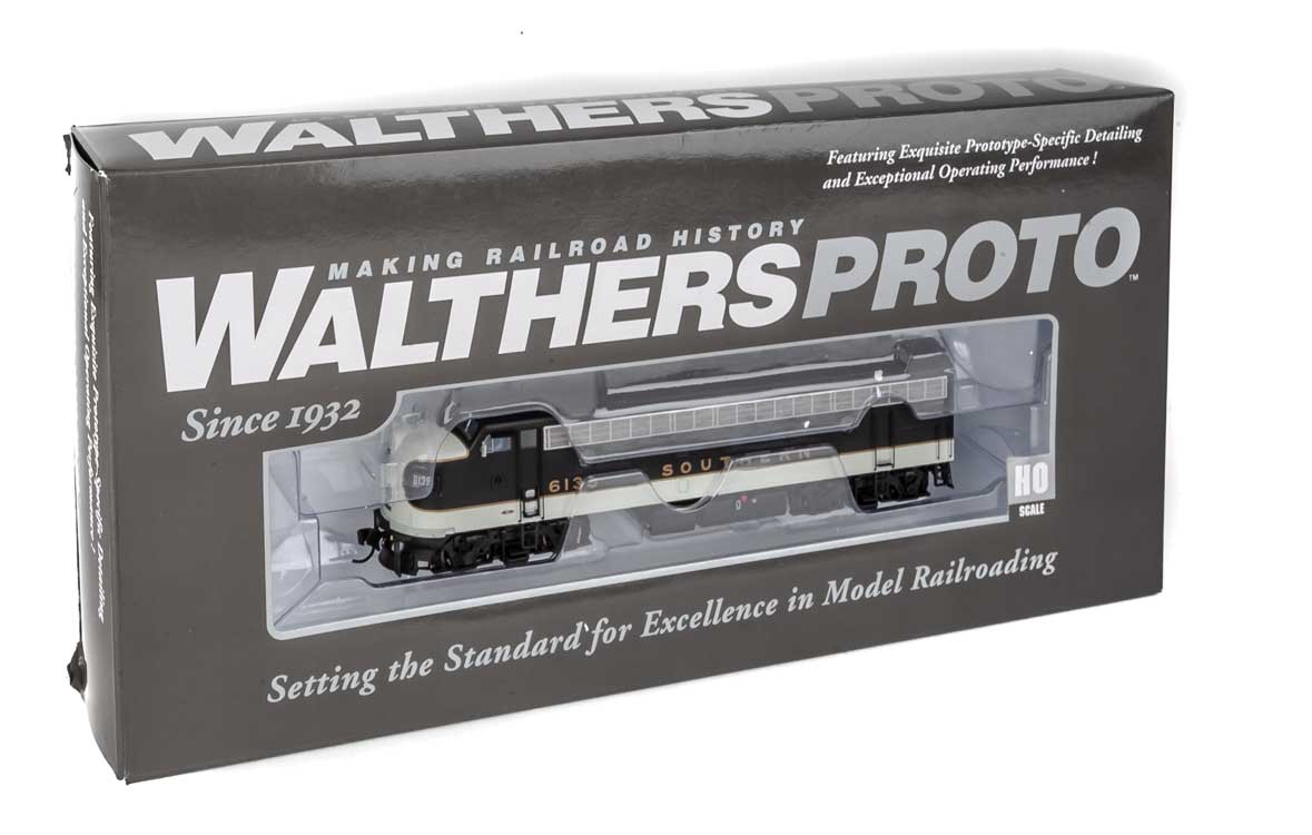 WalthersProto 49526 SOU Dieselok FP7 #6139