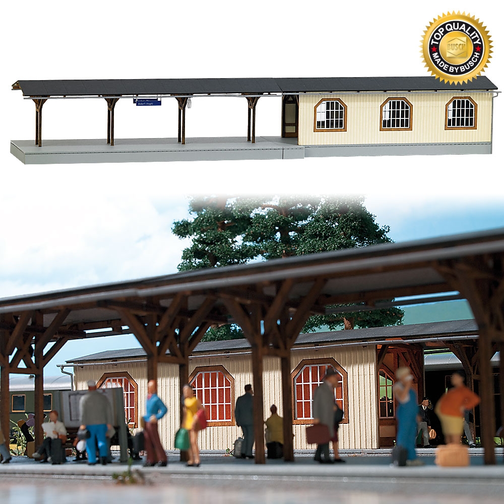 1467 Bahnsteig Adorf mit Unterführung