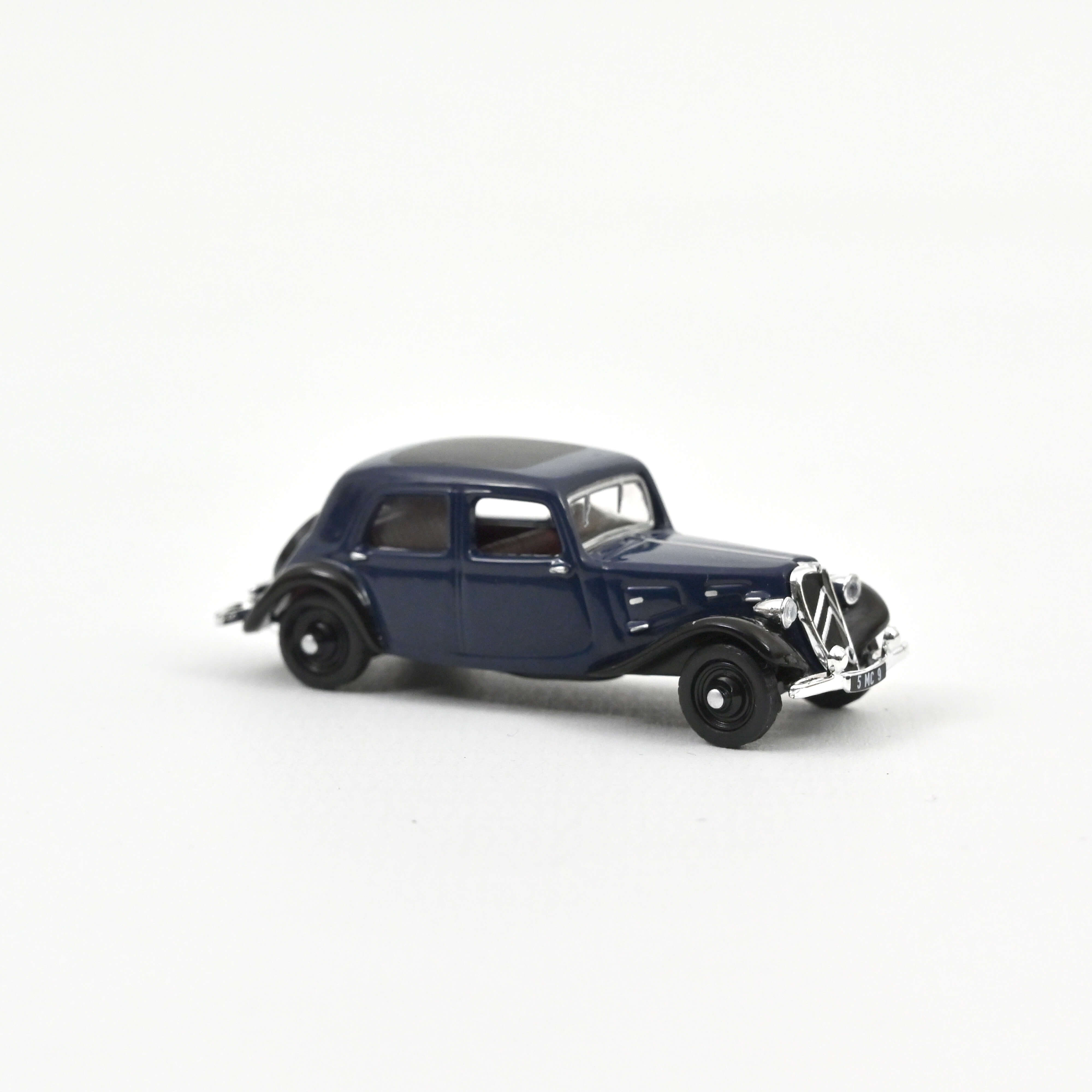 Norev 153028 Citroën Traction 7A blau/schwarz 1934