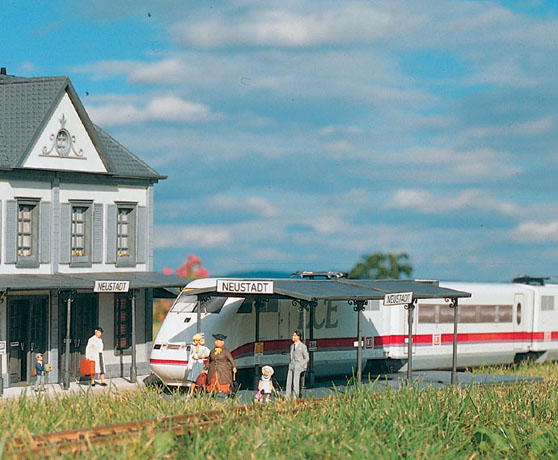 Piko 62004 Überdachter Bahnsteig