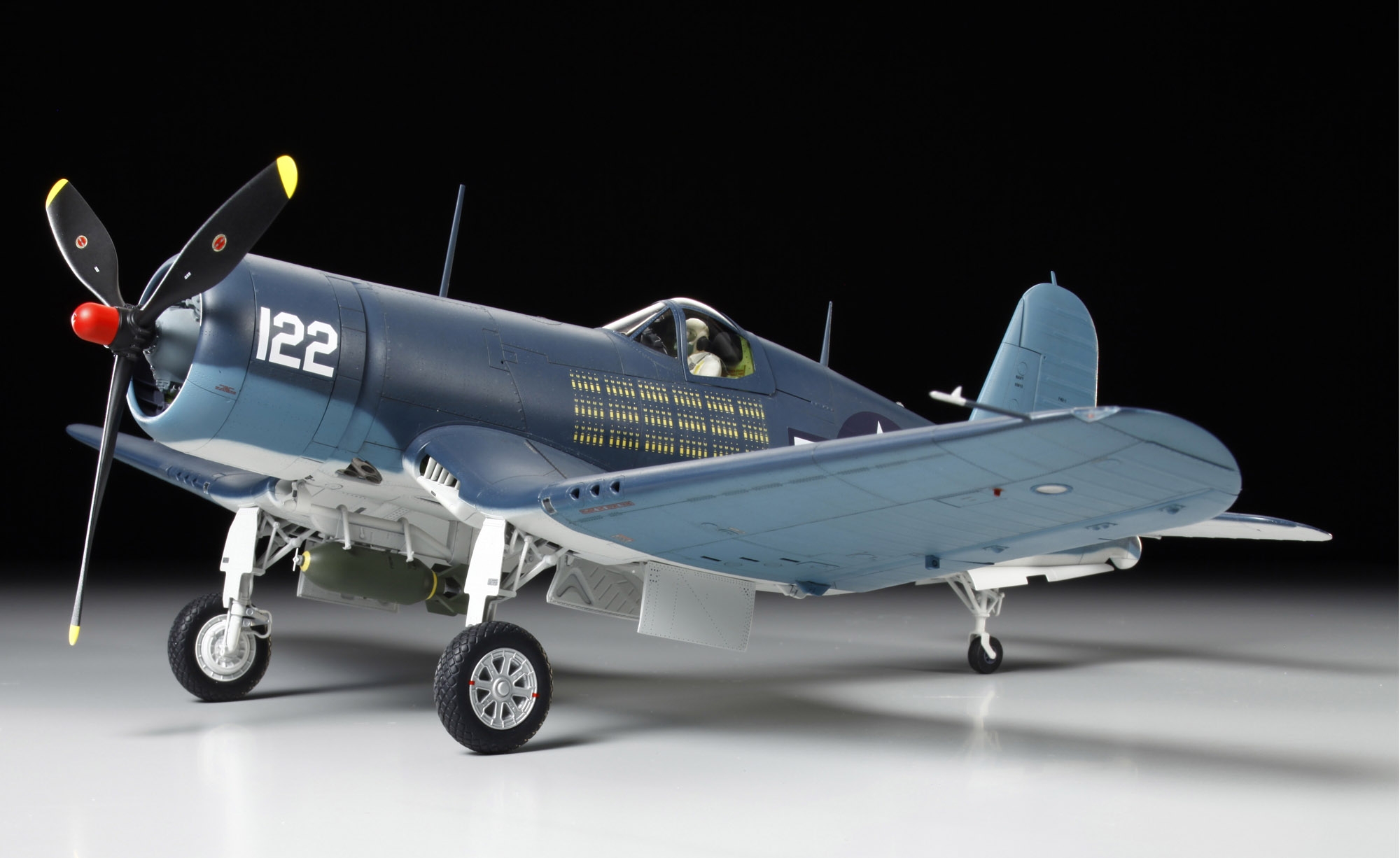 60325 US Vought F4U-1 Corsair