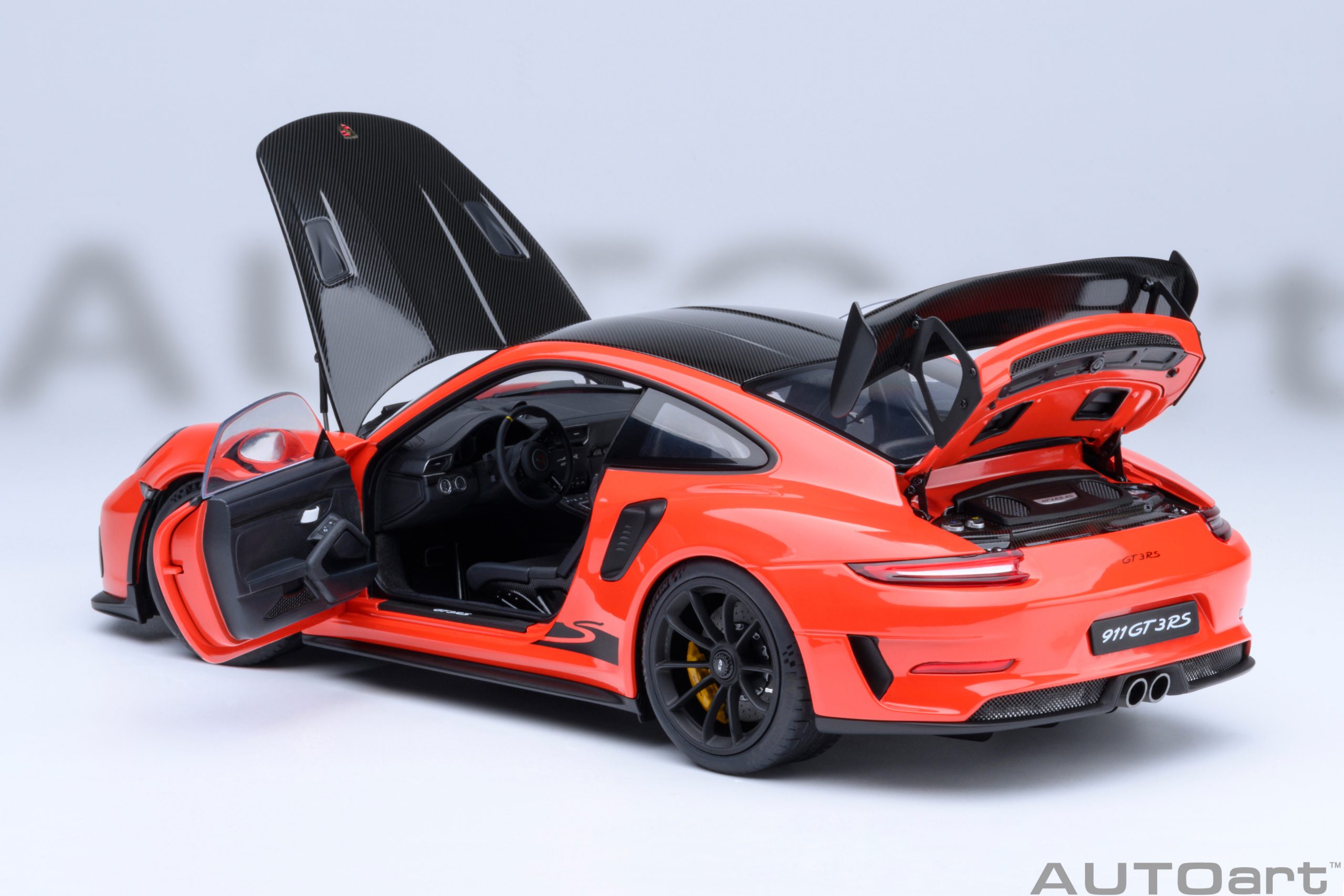 AUTOart 78177 Porsche 911 (991.2) GT3 RS lava orange
