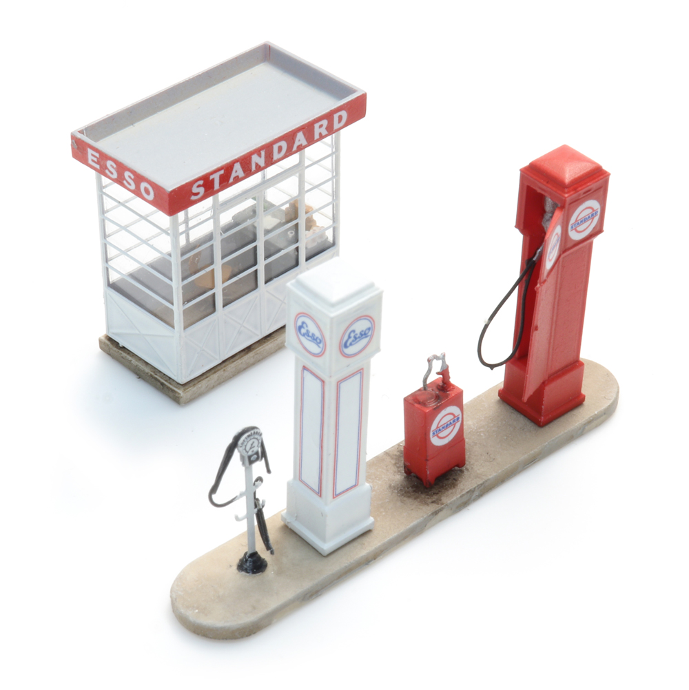 14.181 Bausatz - Tankstelle Esso-Standard
