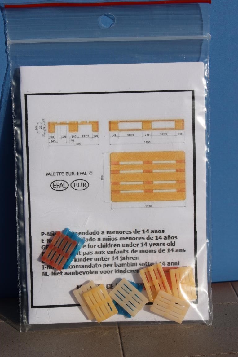 PT210100 Europallets (Packung 10 Stück)