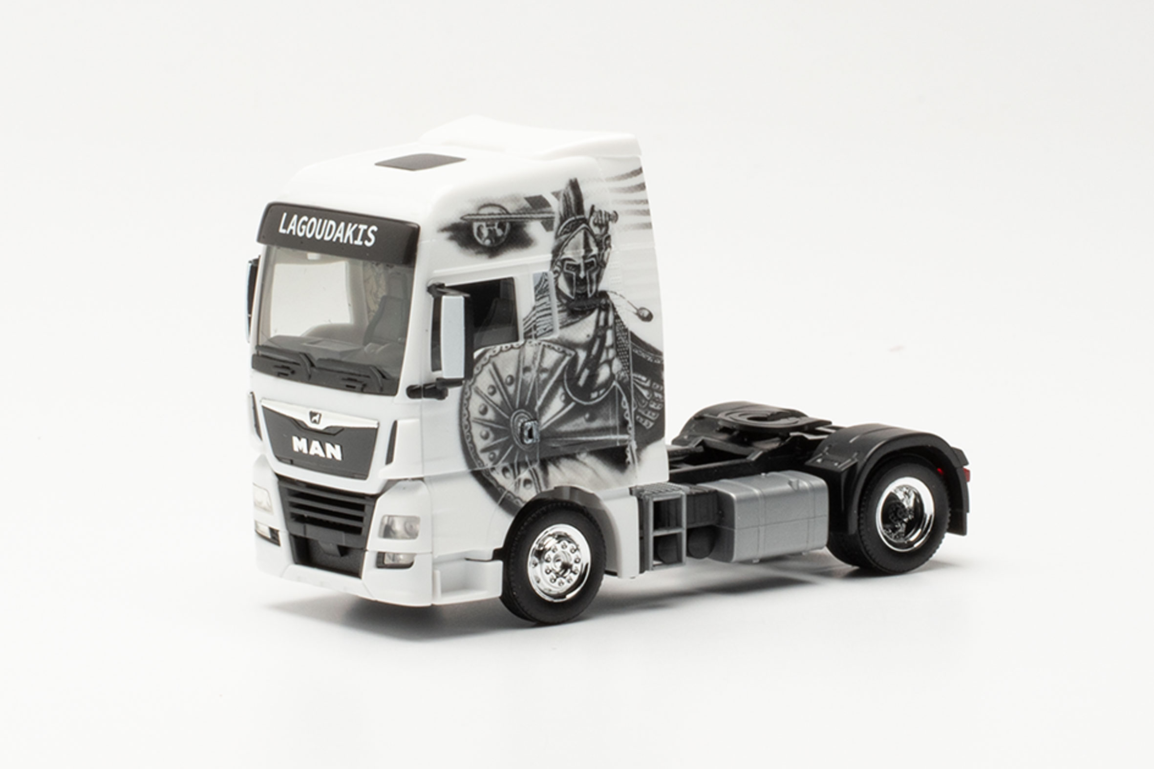 314923 MAN TGX XXL SZM Lagoudakis 3
