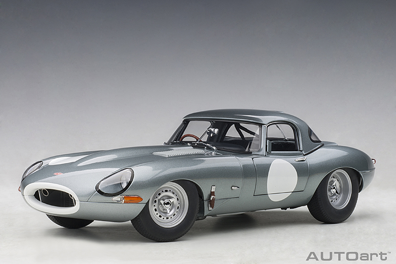 AUTOart 73646 Jaguar Lightweight E-Type 2015 silber
