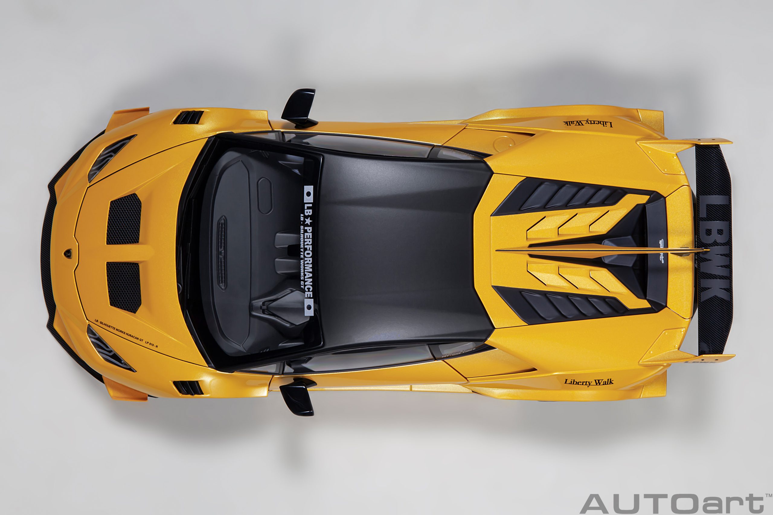 AUTOart 79127 Liberty Walk Huracan GT met.-gelb