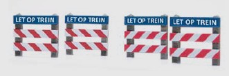 387.362 NL Zäune Bahnübergang mit Schild “LET O