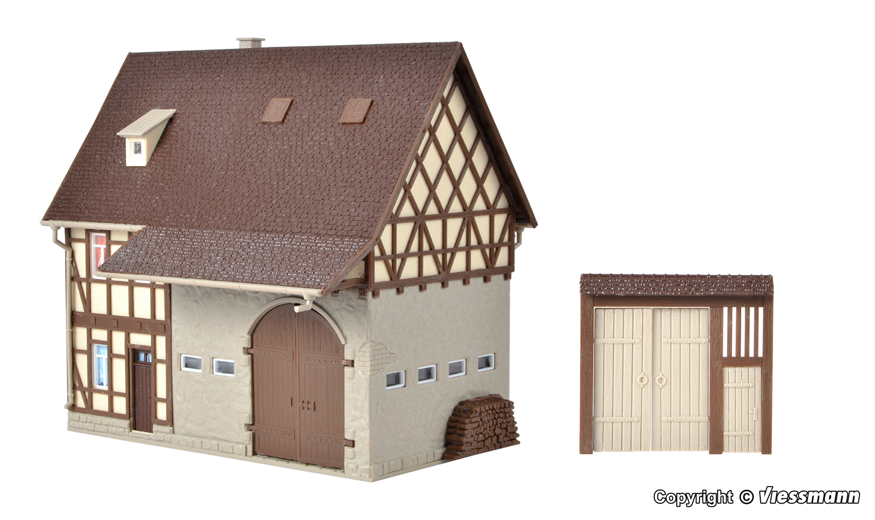 43731 Bauernhaus mit Scheune