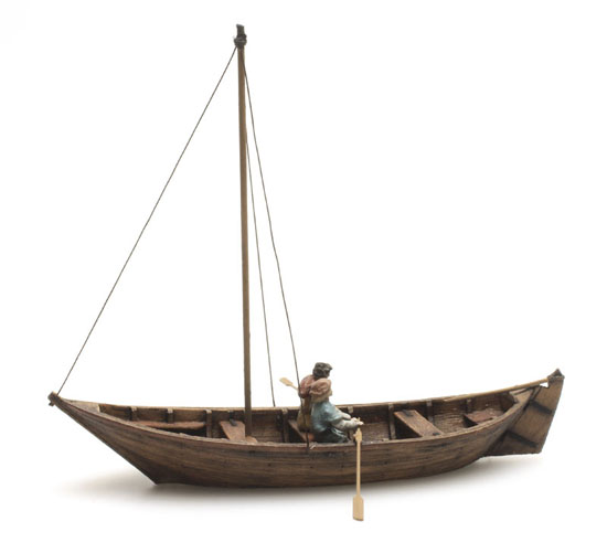 10.334 Ruderboot mit 2 Fig 15. Jh