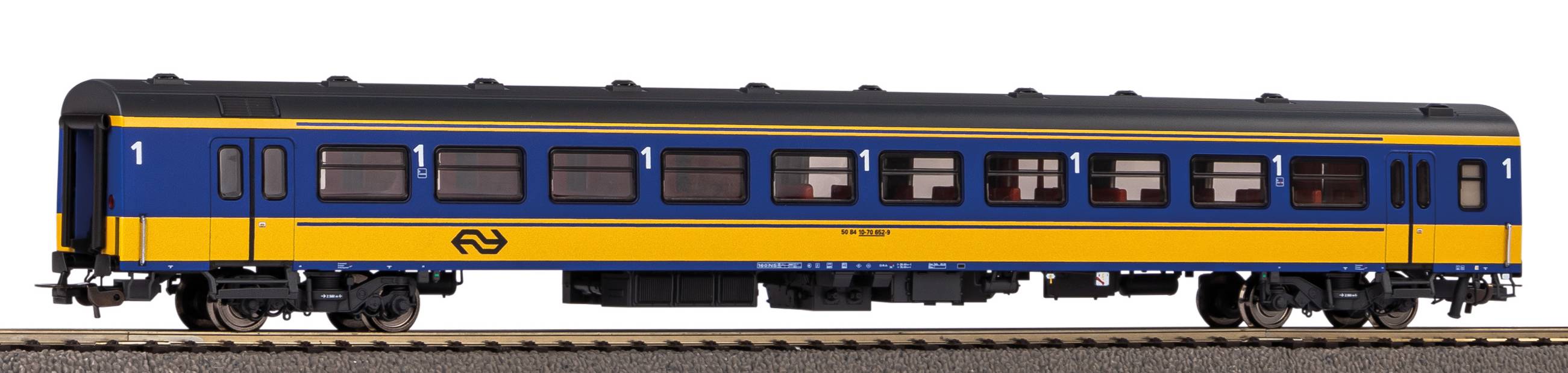 97630 NS ICR Personenwagen 1.Kl. Ep.4