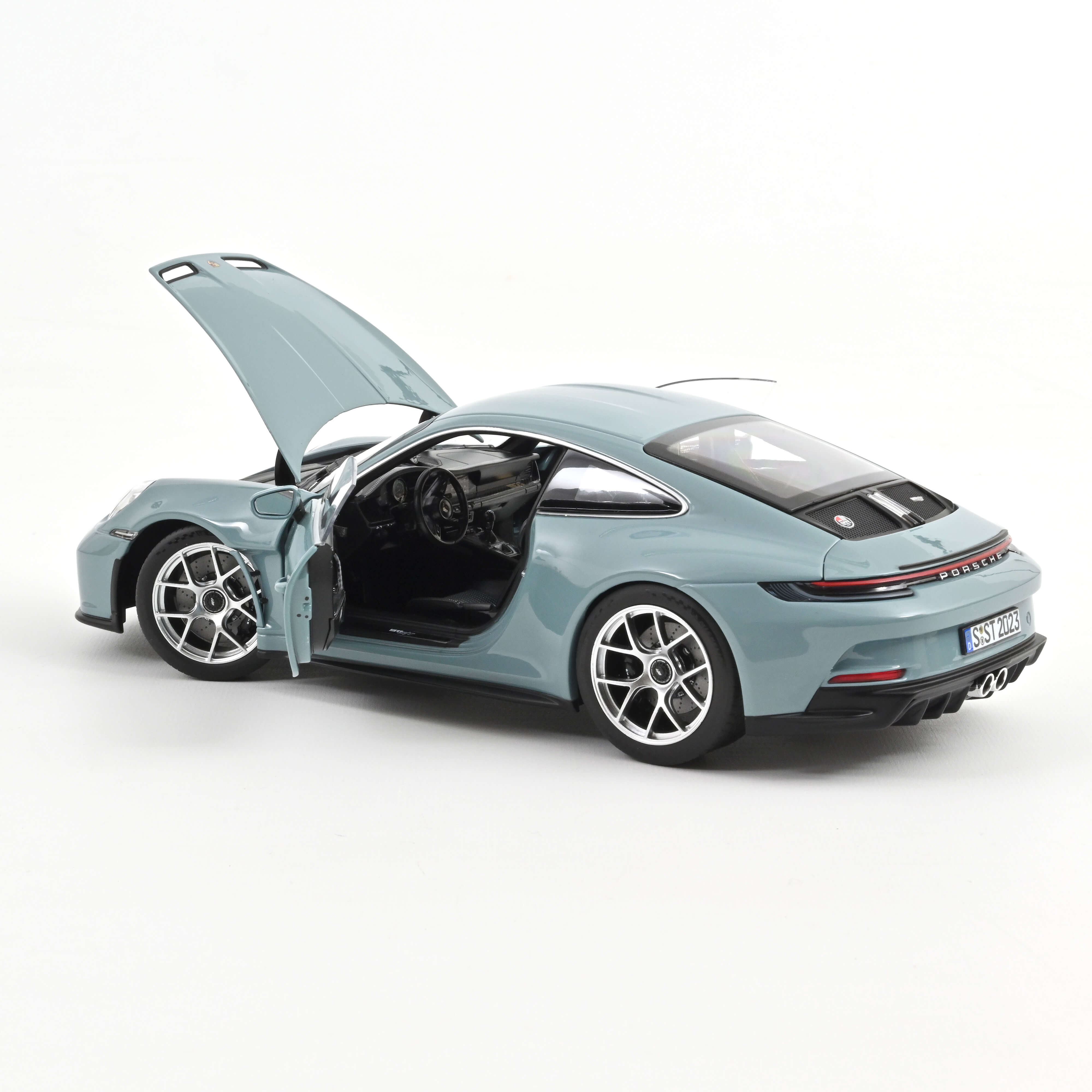 Norev 187470 Porsche 911 S/T Meissenblue (2023)