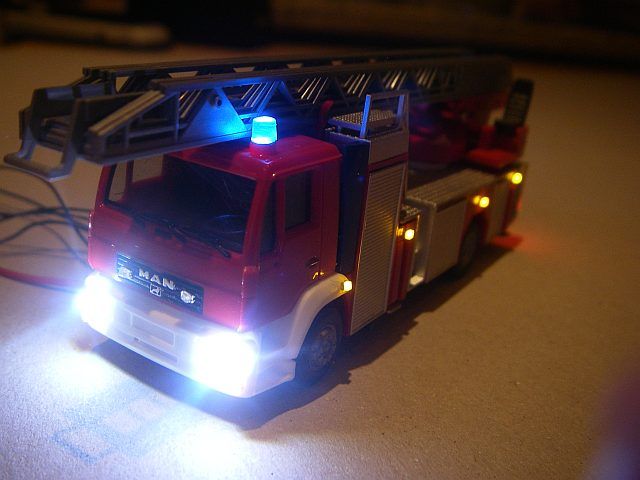50031 LED Beleuchtungsset Feuerwehr Standmode