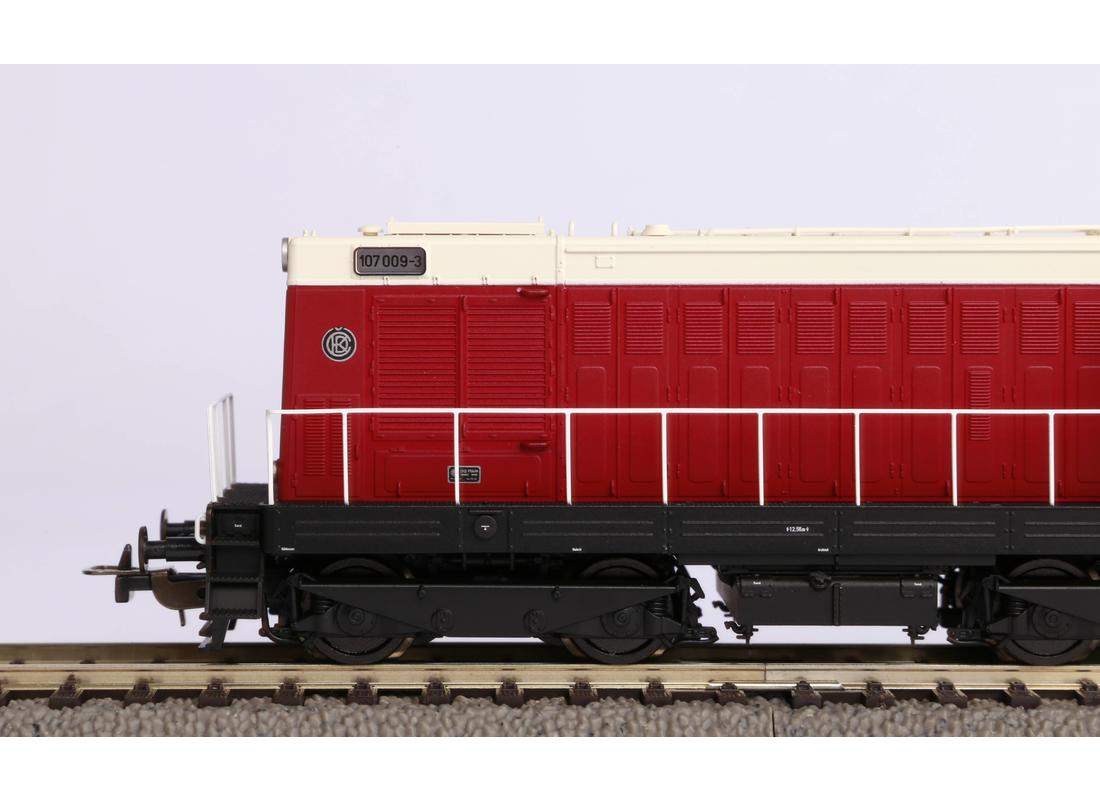 Piko 52420 DR Diesellok BR 107 Ep.4