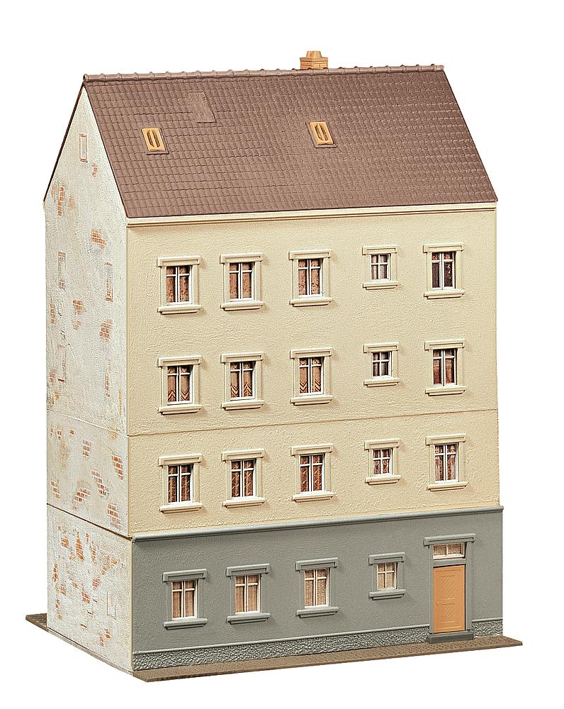 130447 Stadthaus mit Kneipe
