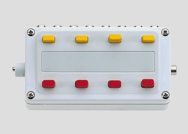 72740 Schaltpult mit Verteiler