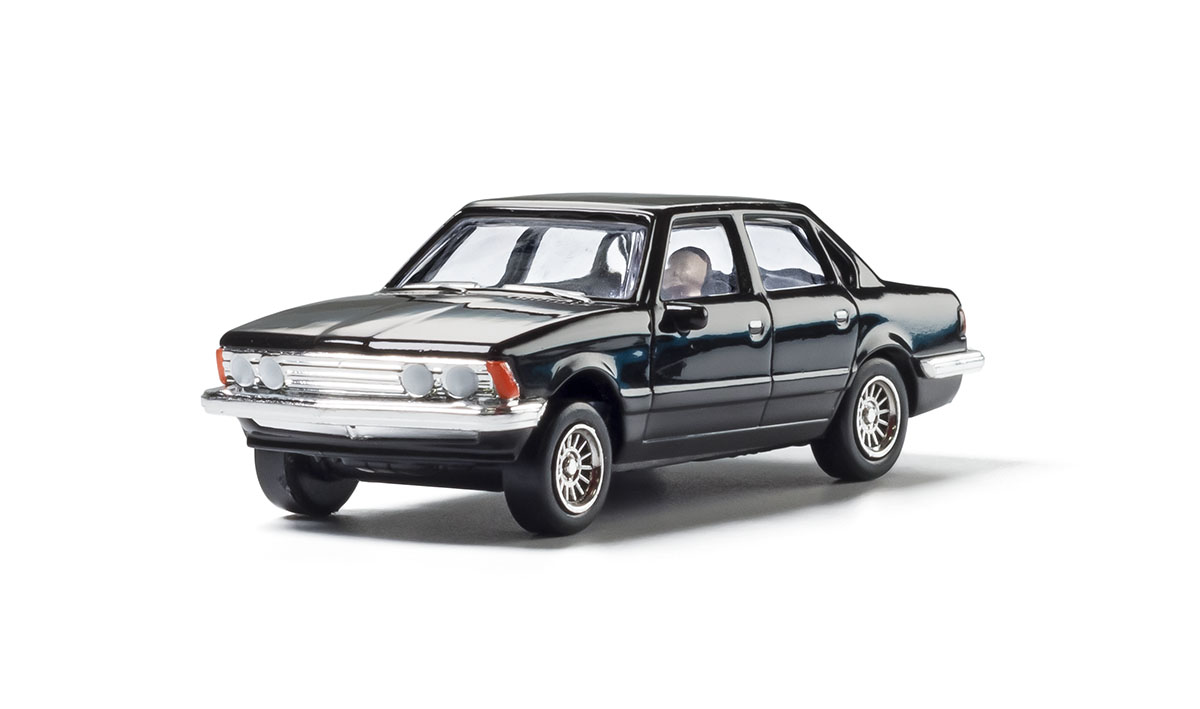 WAS5367 BMW 733i schwarz (Black Sedan)