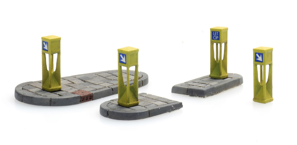 10.390 Verkehrspoller (4x) und Verkehrsinseln