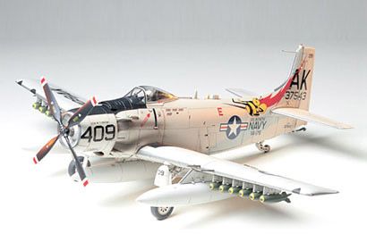 61058 USN Douglas A1-H Skyraider