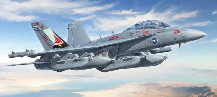 2824 Boeing EA-18G Growler
