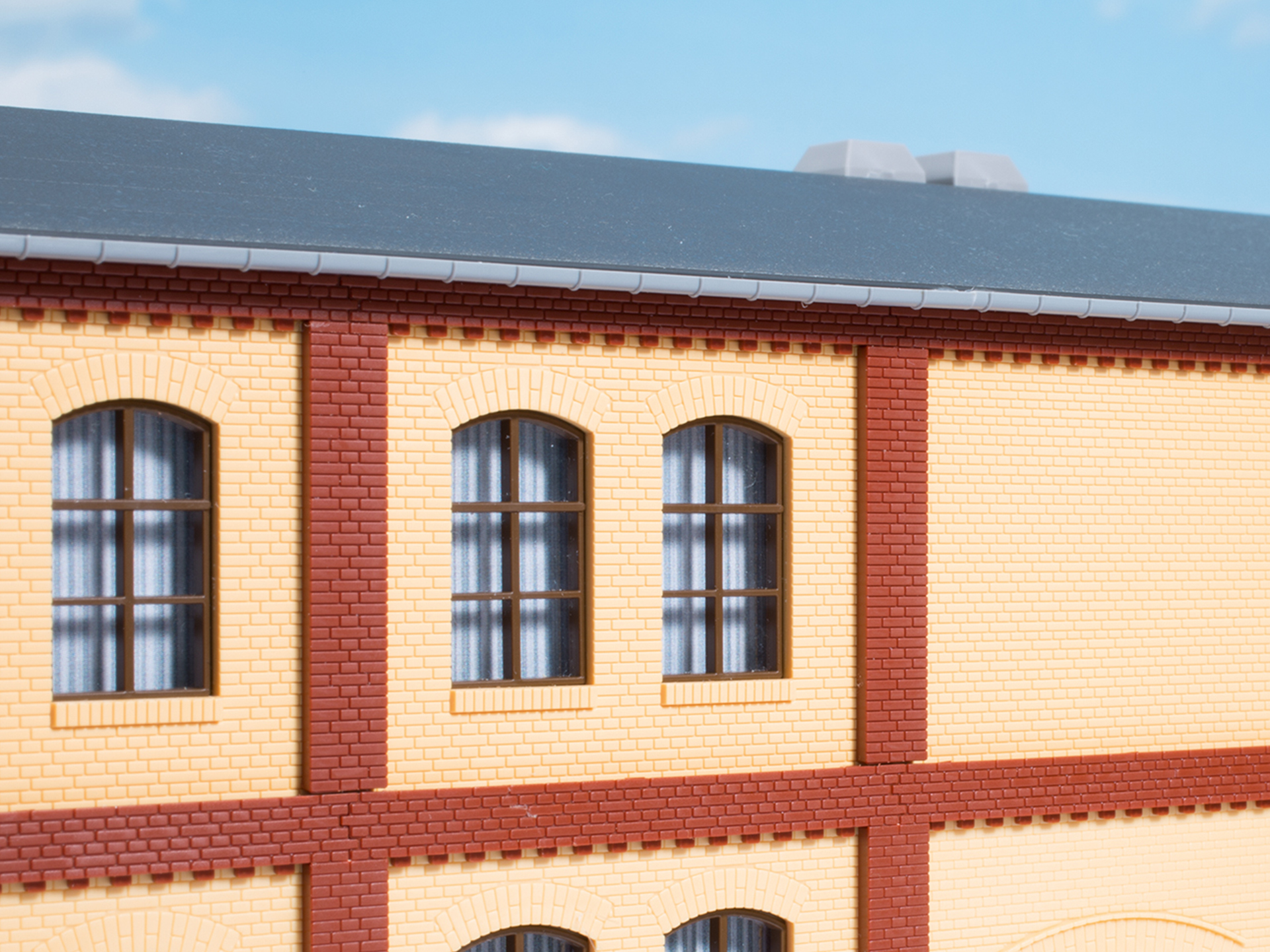 80416 Säulen Obergeschoss und Ziege