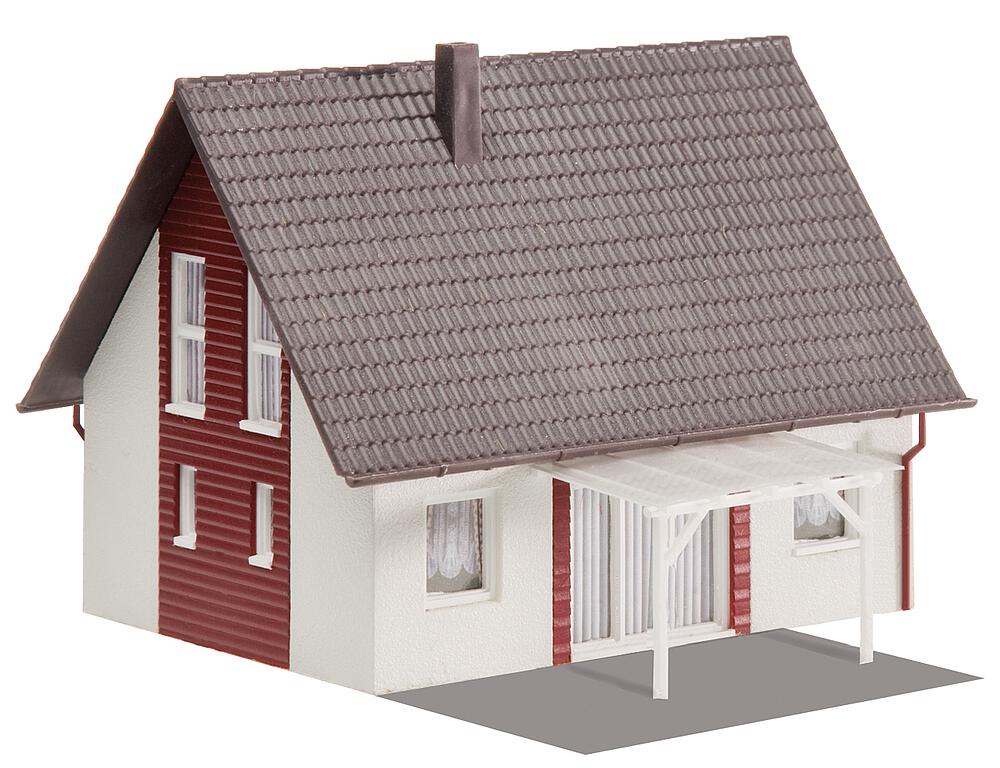 130318 Einfamilienhaus, weinrot