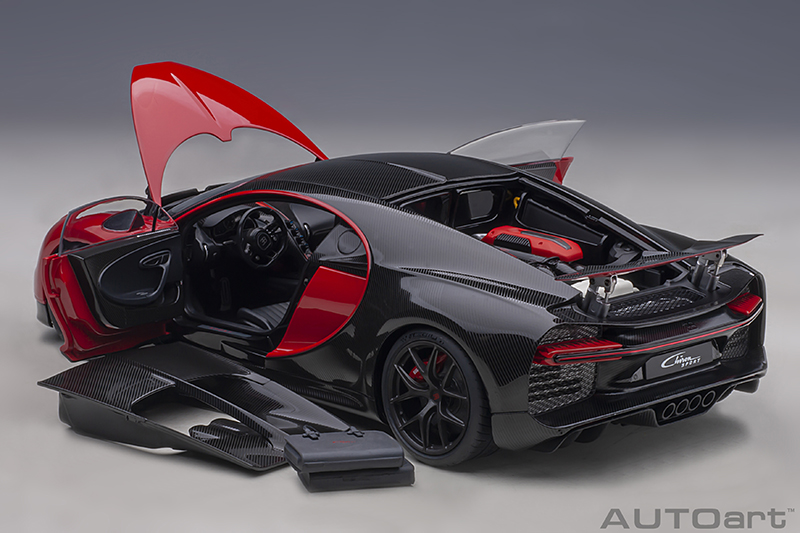 AUTOart 70996 Bugatti Chiron Sport italienrot / carbon