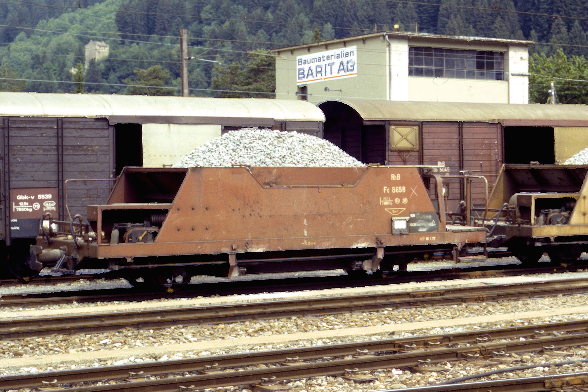 Bemo 9453118 RhB Fd 8658 Schotterwagen