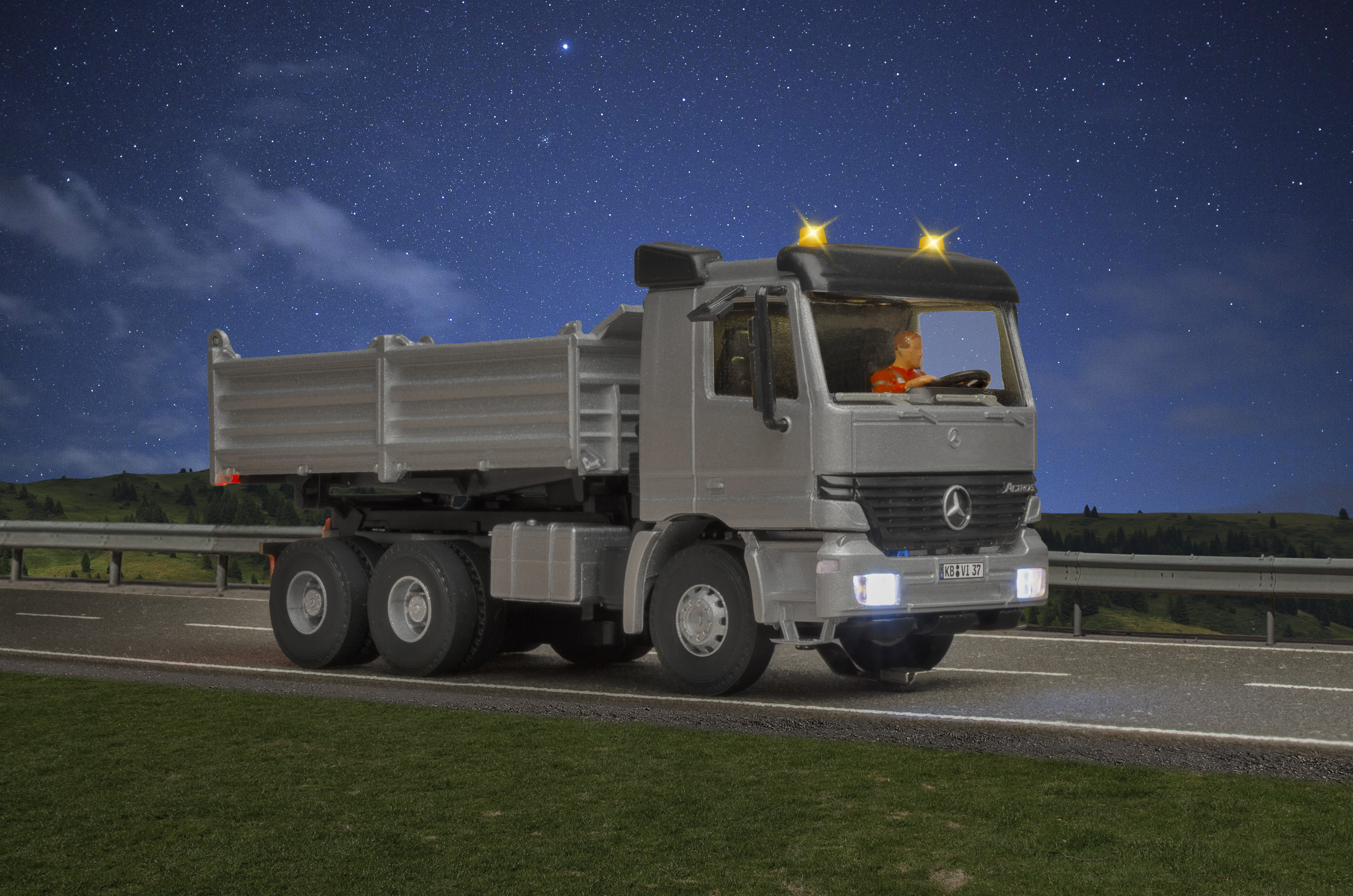 Viessmann 8037 H0 MB ACTROS 3-achs Muldenkipper