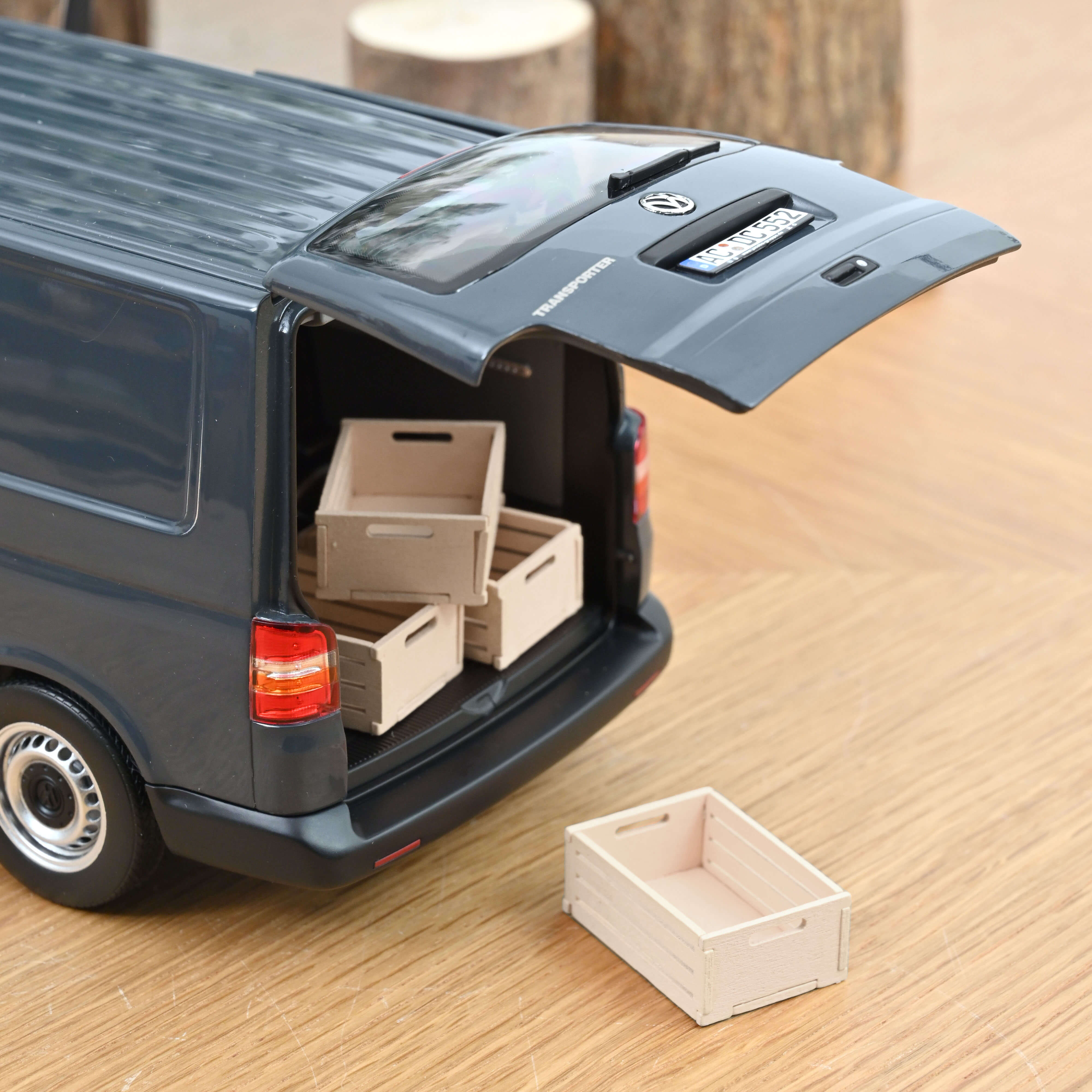 Norev 188616 VW T5 Kasten grau (2003)