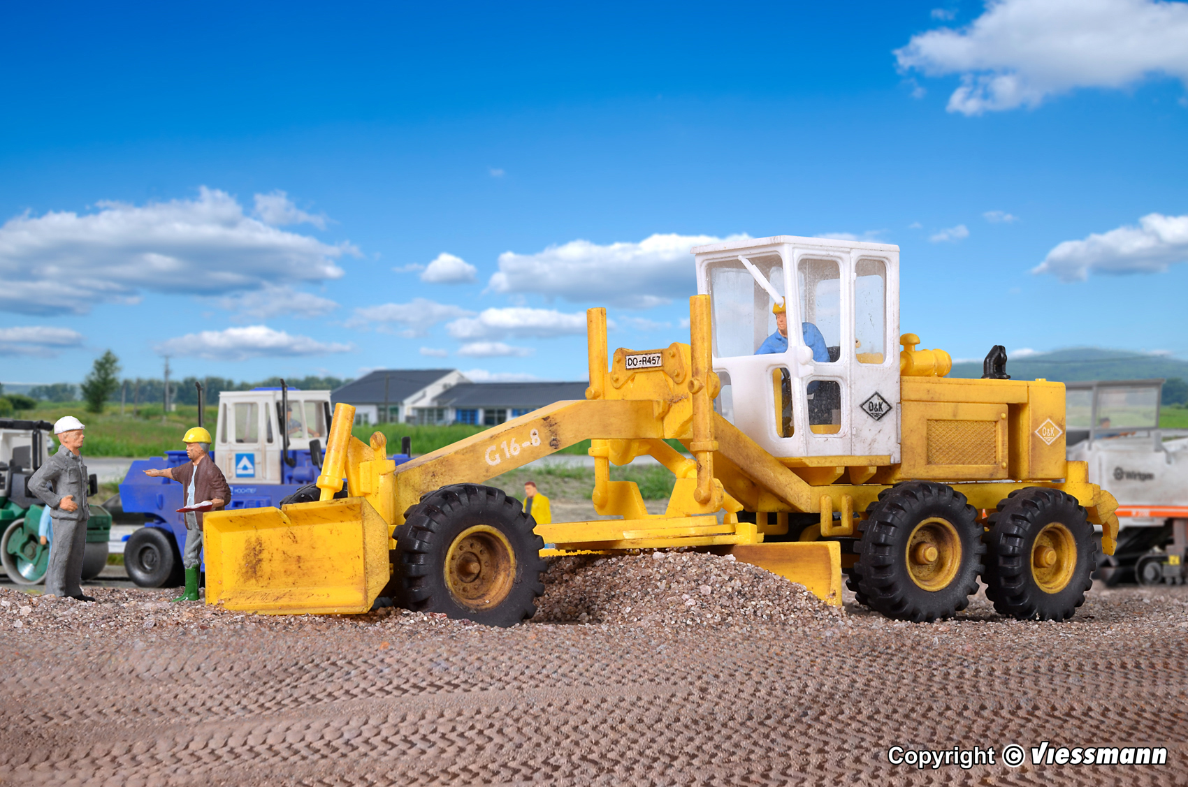 11650 O&K Grader