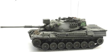 6870039 B Leopard 1