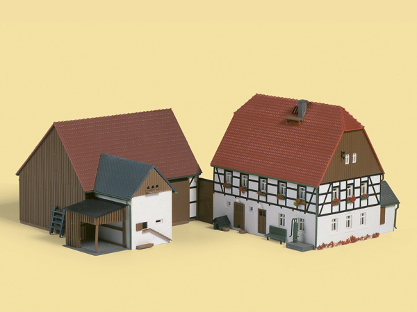 11350 Kleines Gehöft