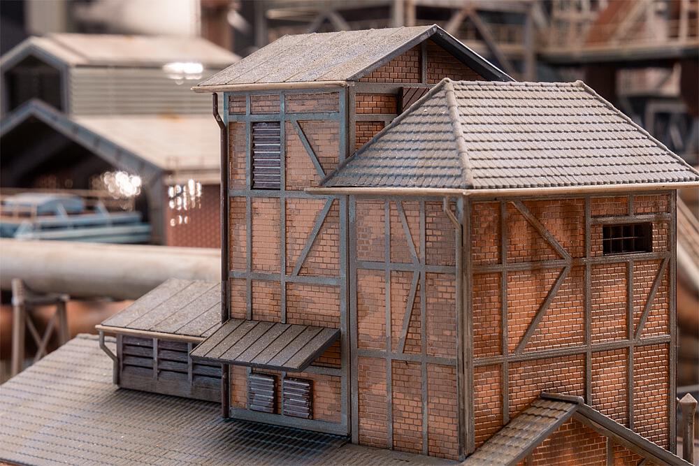 130024 Gebläsehalle mit Rohrleitunge