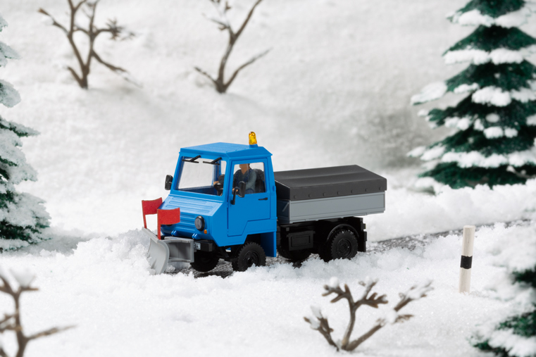 66004 Bausatz: Multicar M24-0 Räumfahrzeug