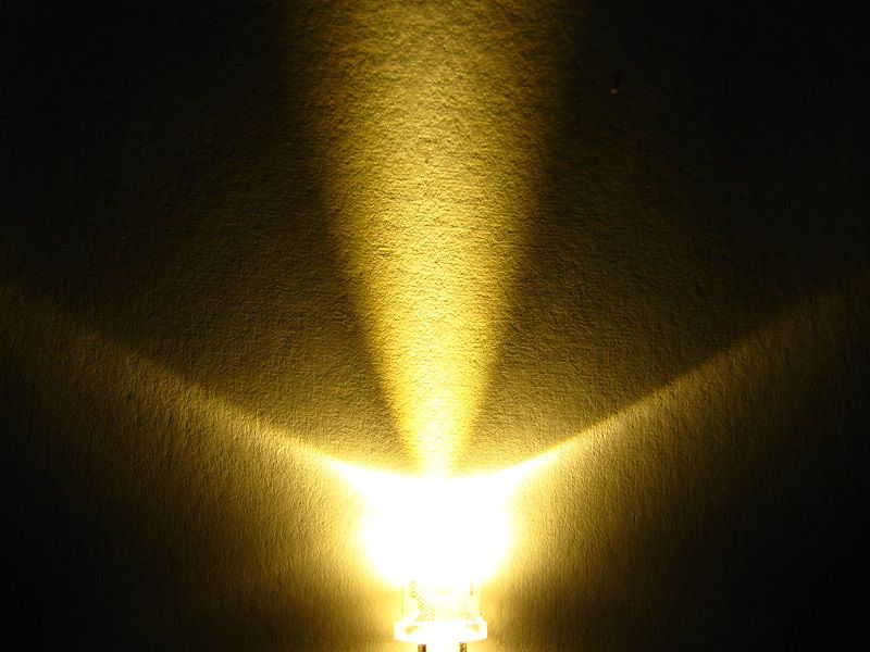 50665 LED 5mm warmweiß Gehäuse klar 16.000mcd