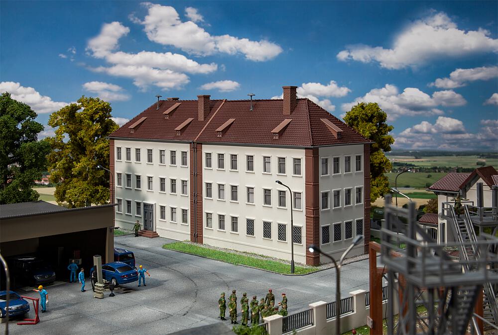 144101 Mannschaftsgebäude