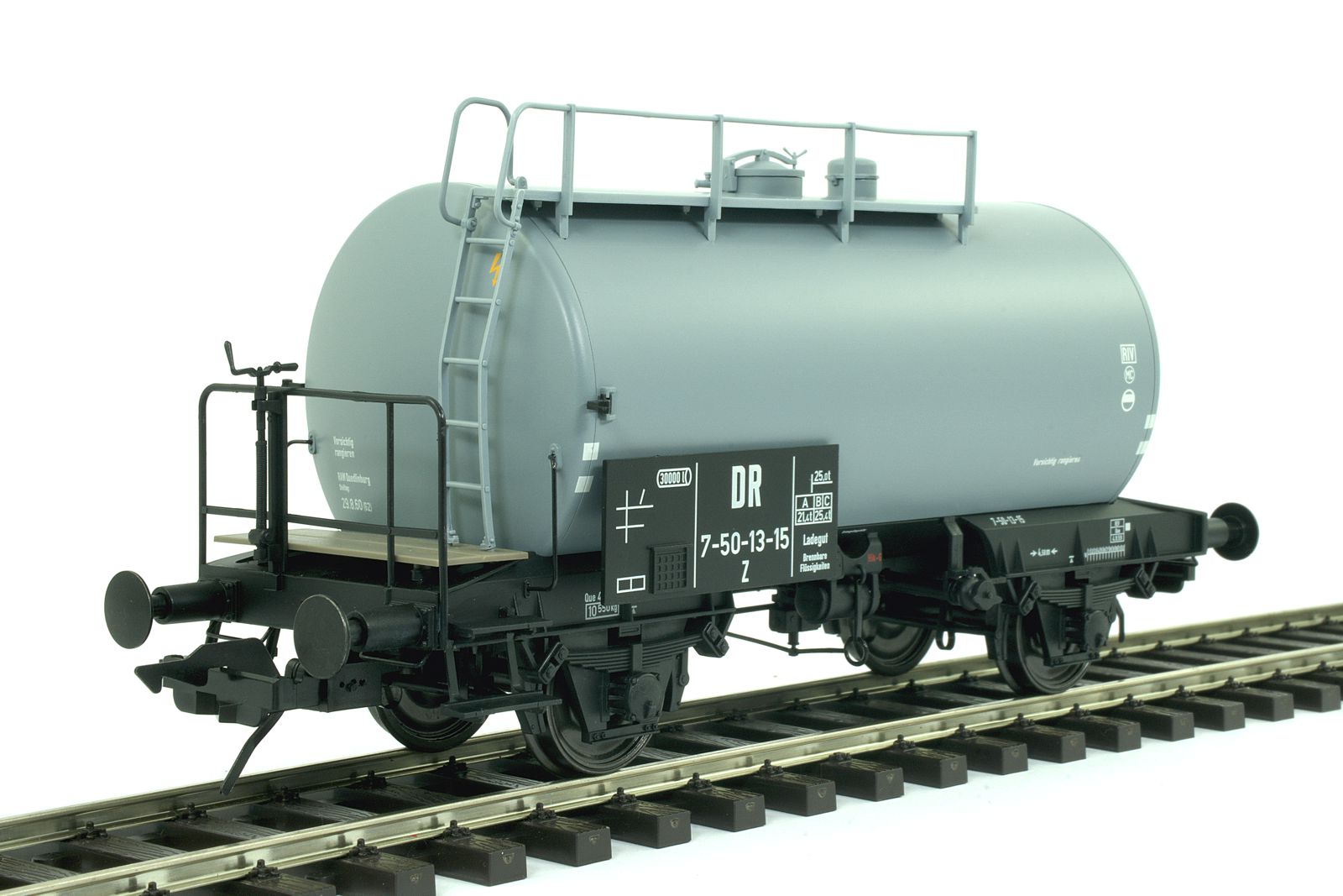 Lenz 42319-05 DR Kesselwagen Ep.3