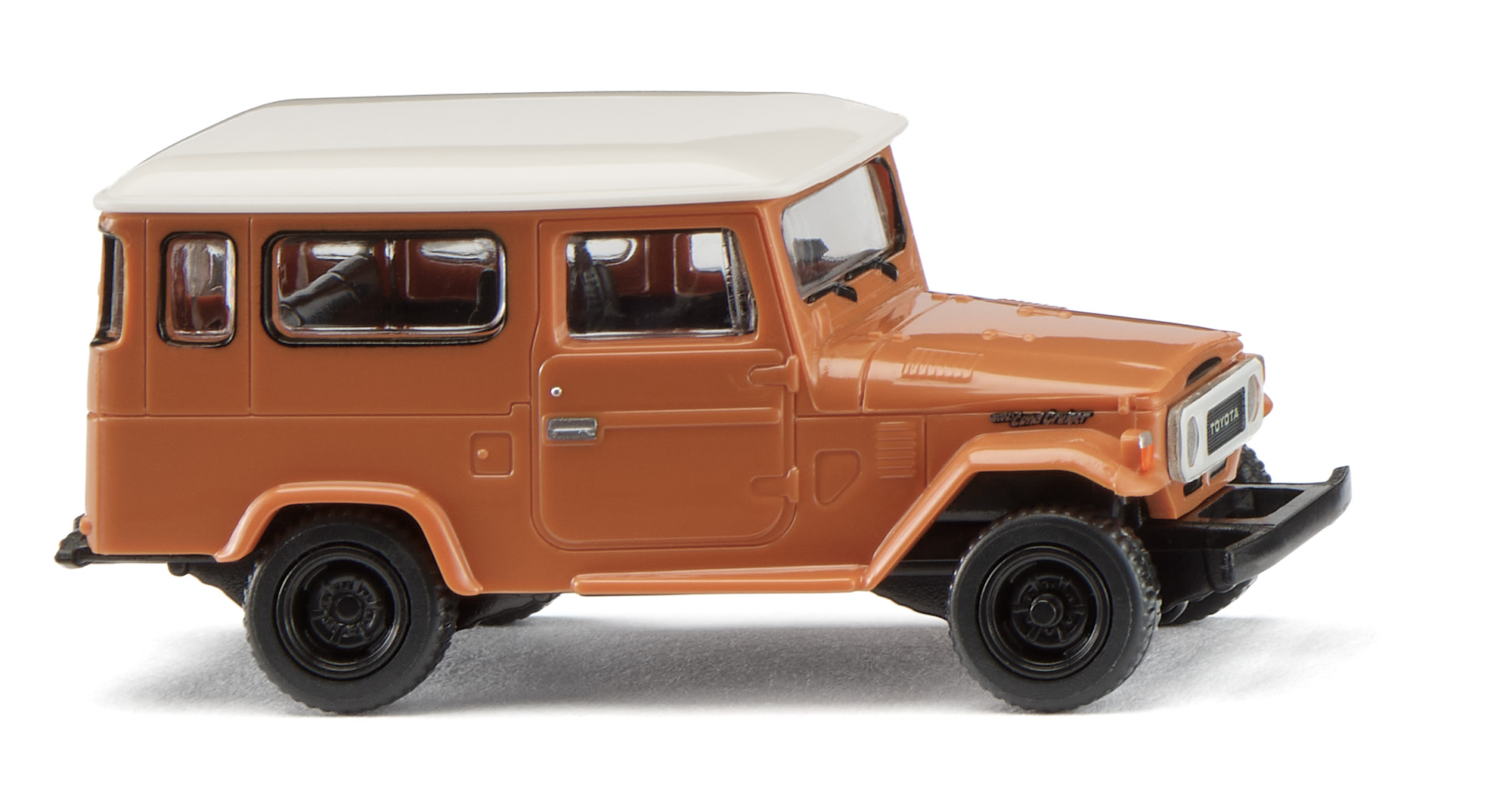 011301 Toyota Land Cruiser orangebraun