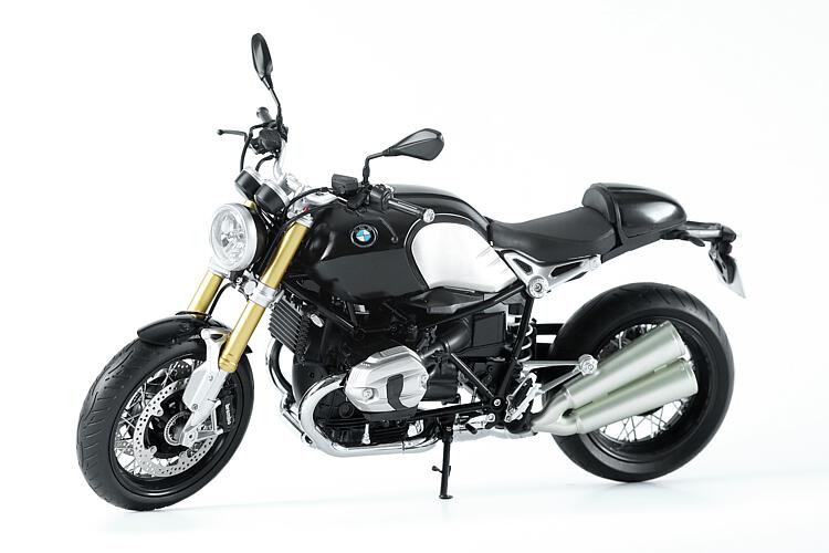 MT-003s BMW R nine T - coloriert