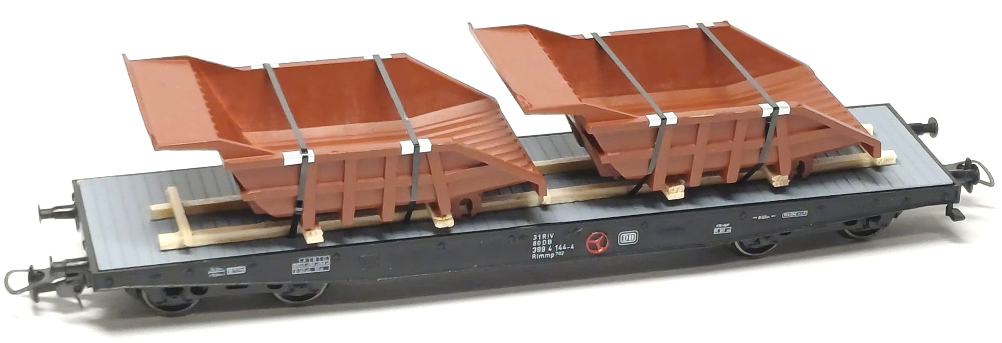 LOEWE 2551 Ladegut schutzlackierte Dumpermulden 14