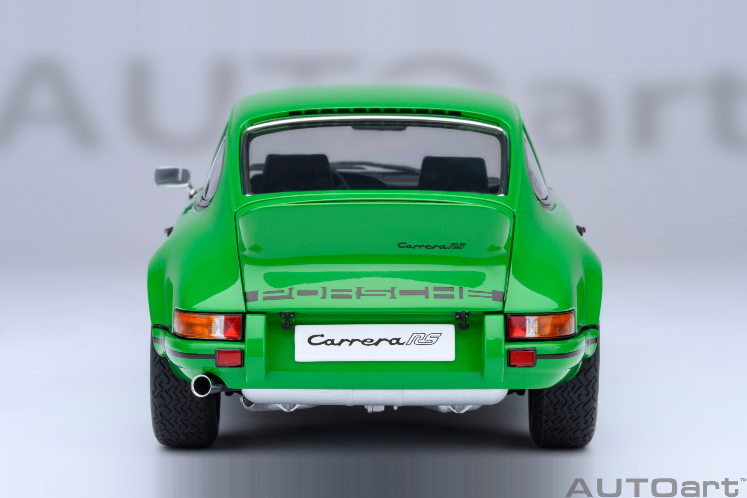 AUTOart 78034 Porsche 911 Carrera RS 2.7 grün (1973)