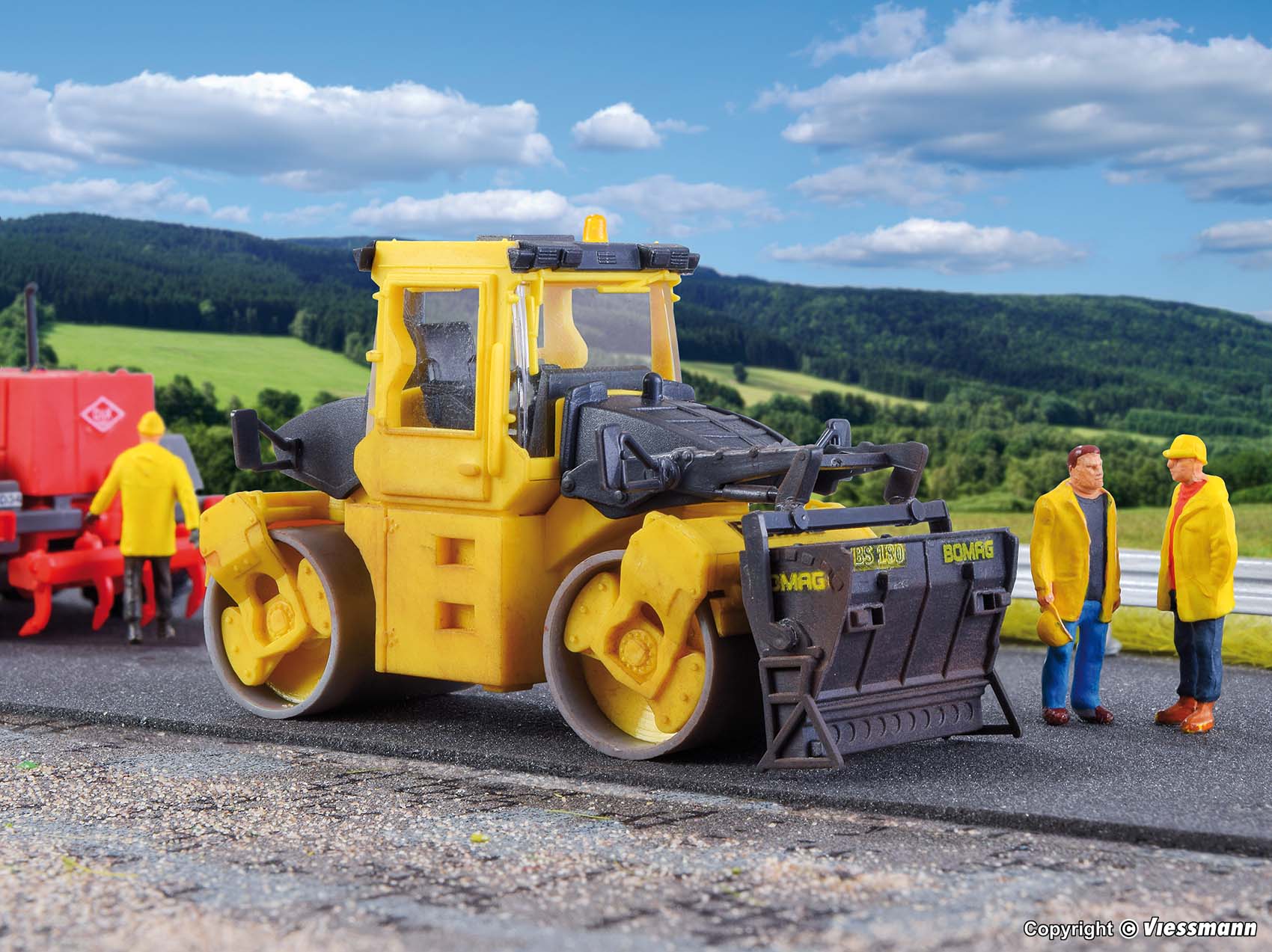 11558 Bomag BW 170 AD m. Splittstreuer BS 180