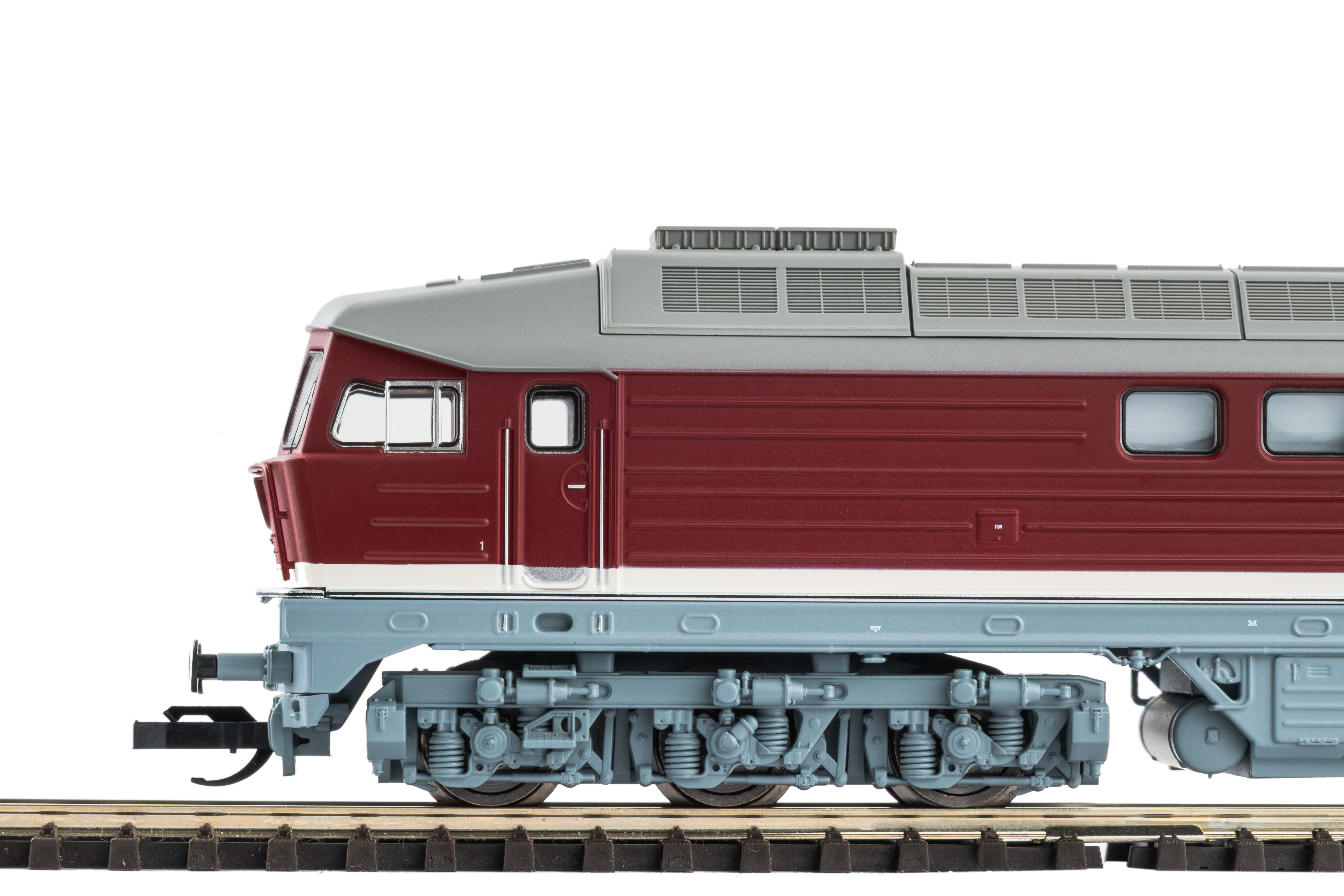 Piko 47331 DR Diesellok BR 130 m. Widersta.br. Ep.4