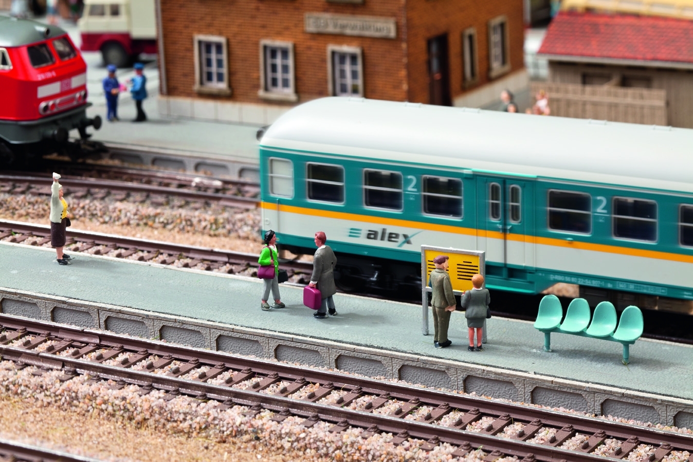 66008 Universal-Bahnsteig