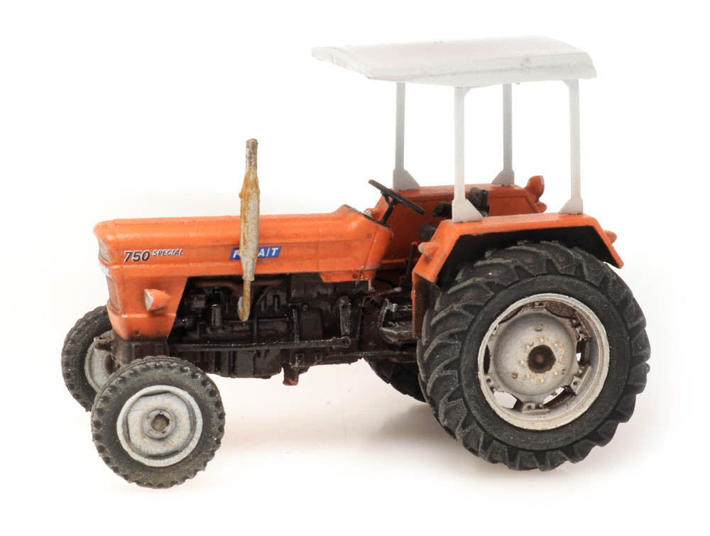 10.383 Resin Bausatz: Fiat 750 Traktor