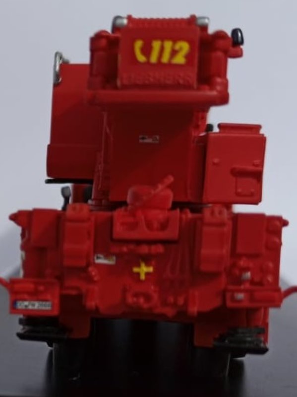 Armour87 2MGLTMROT Liebherr LTM als Zivilmodell rot Zivil